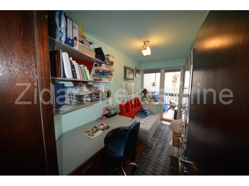 Квартира, 1087 м², 288 000$ — FAKTOR
